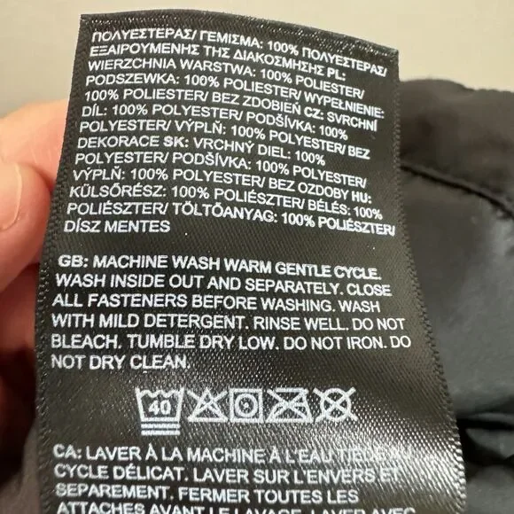 Women’s The North Face Grayish Black Puffer Jacket - Picture 8 of 9